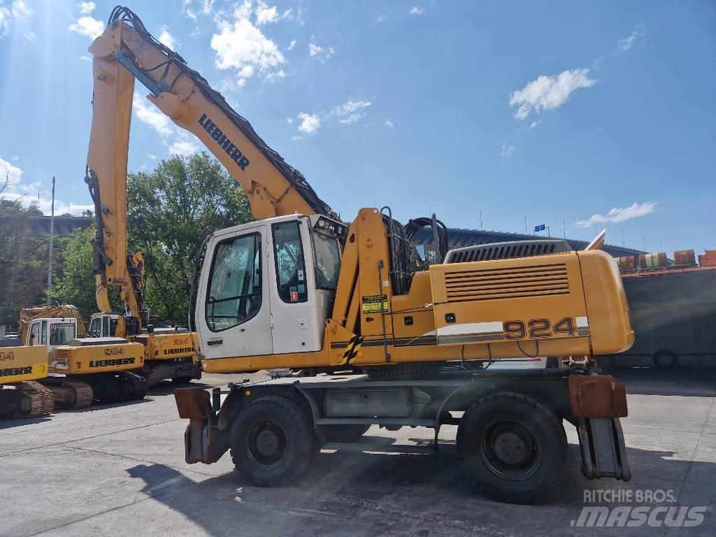 Liebherr A924C Manejadores de residuos industriales