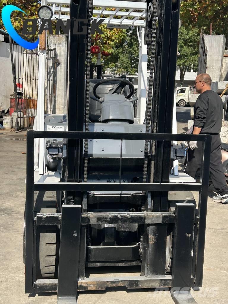 TCM FD35T3C Camiones diesel