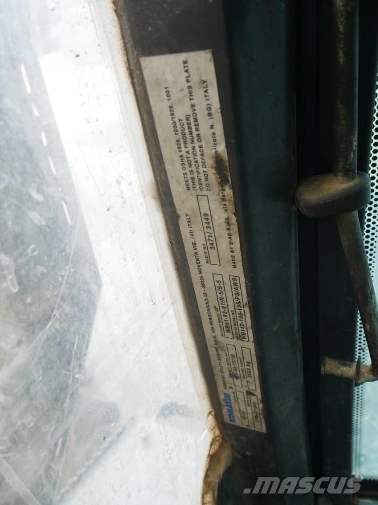 Komatsu WB 97 R Retrocargadoras