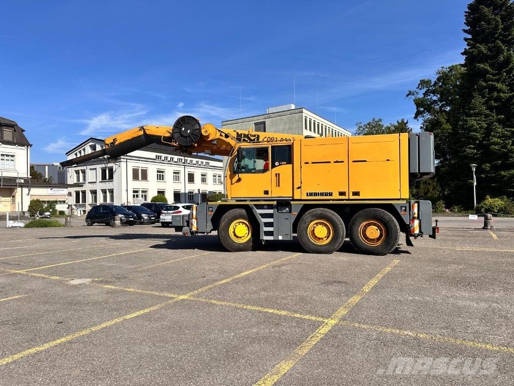 Liebherr LTC 1055 Grúas autopropulsadas