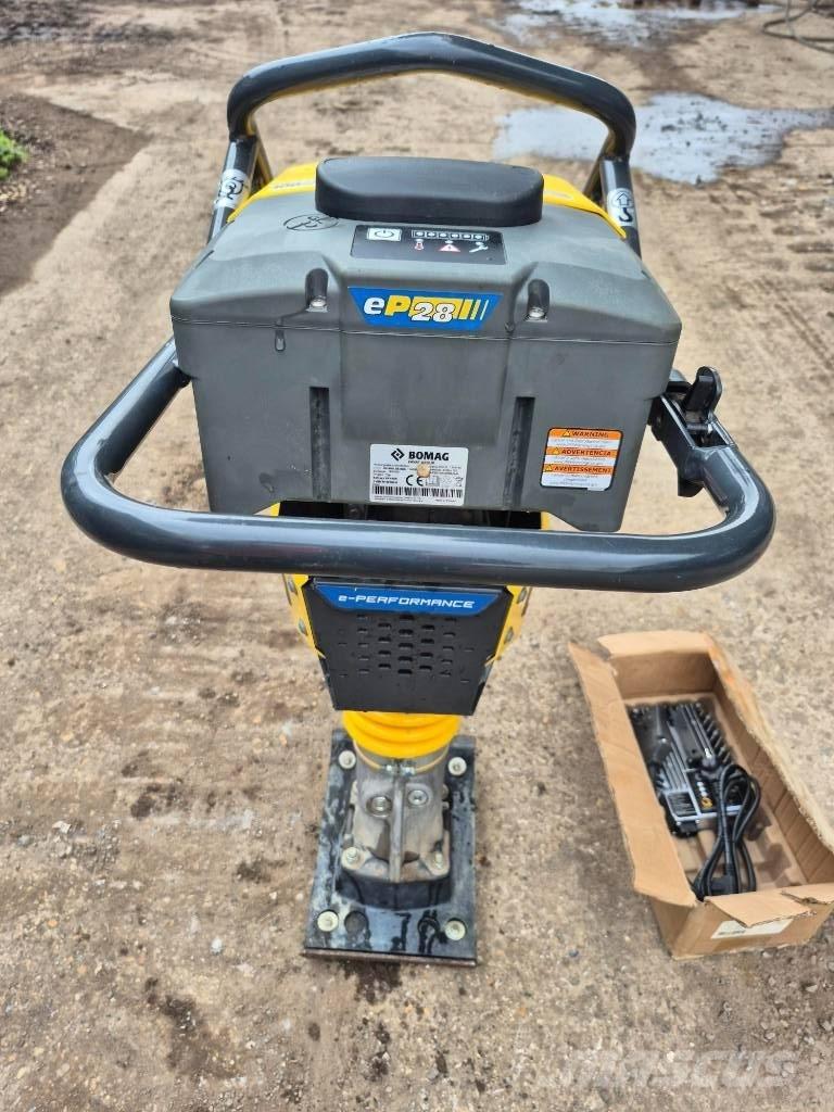 Bomag BT 60e Pisones compactadores