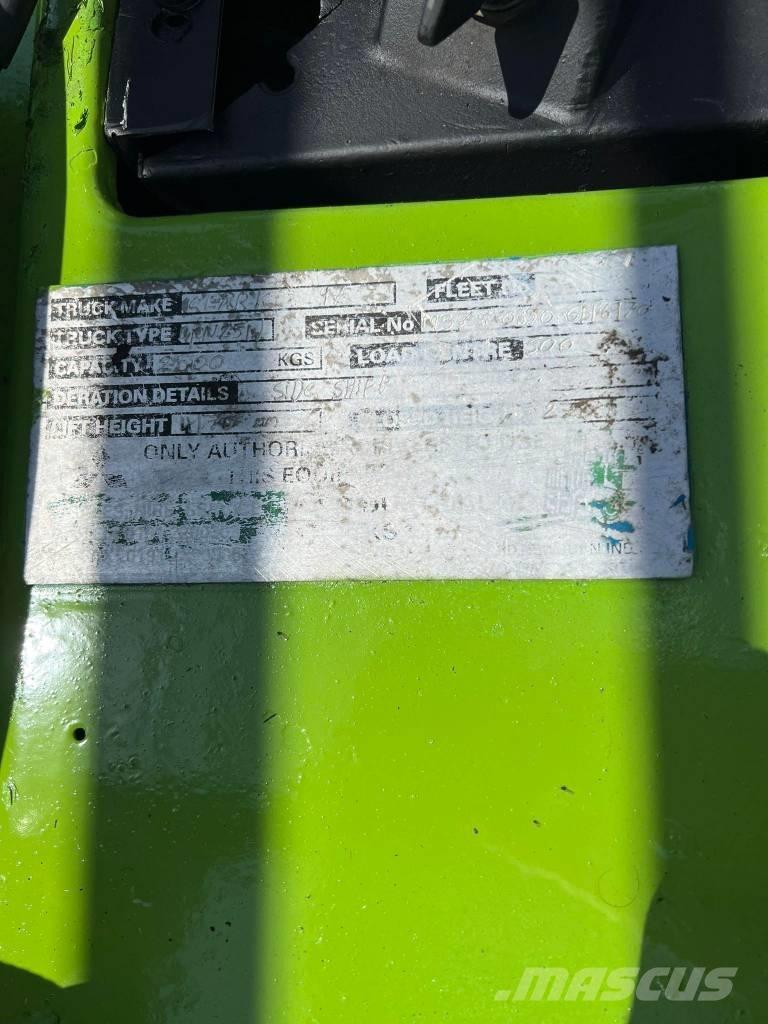 Clark DPN 25 N Camiones diesel