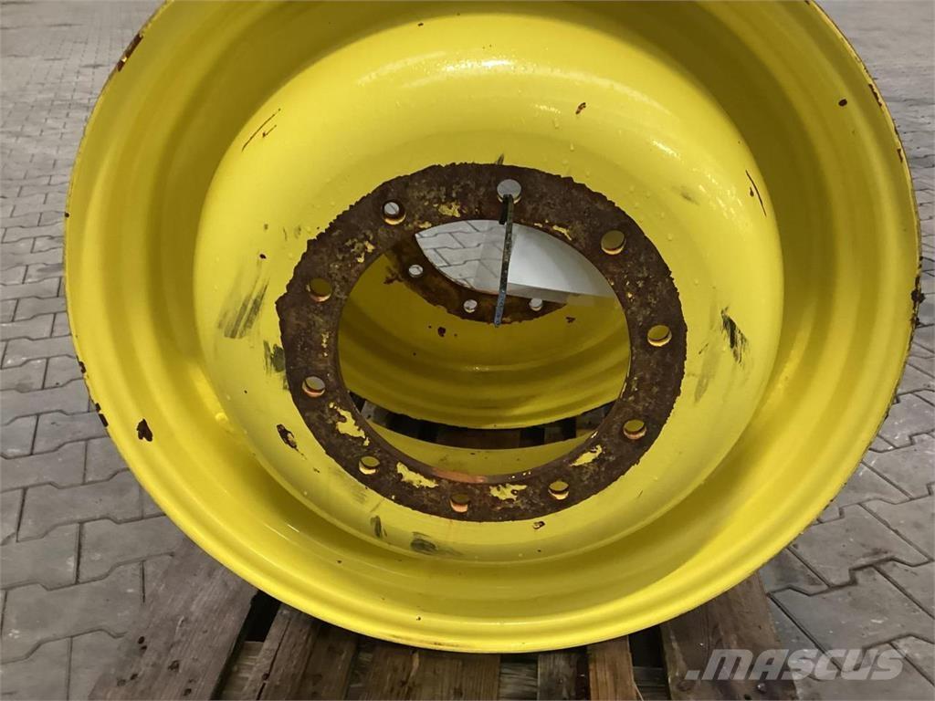 John Deere 15x30 Ruedas