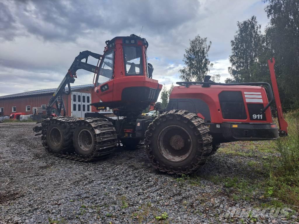 Komatsu 911 Cosechadoras