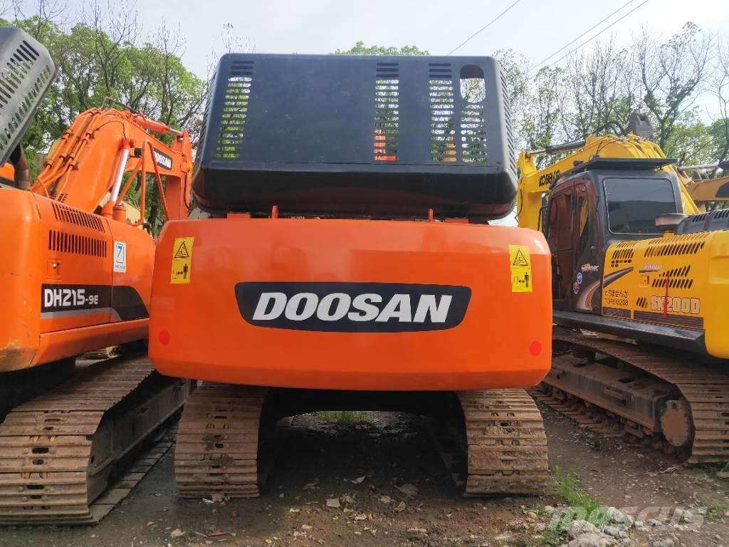 Doosan DH 215-9 Excavadoras sobre orugas