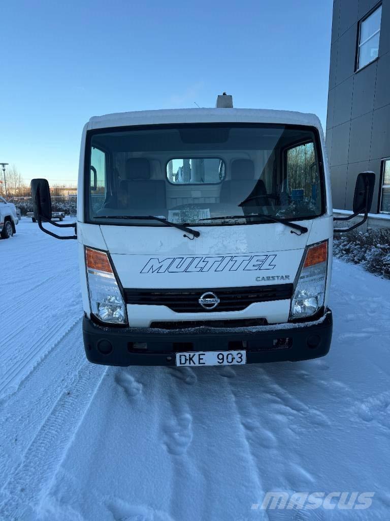 Multitel MX 250 Plataformas sobre camión