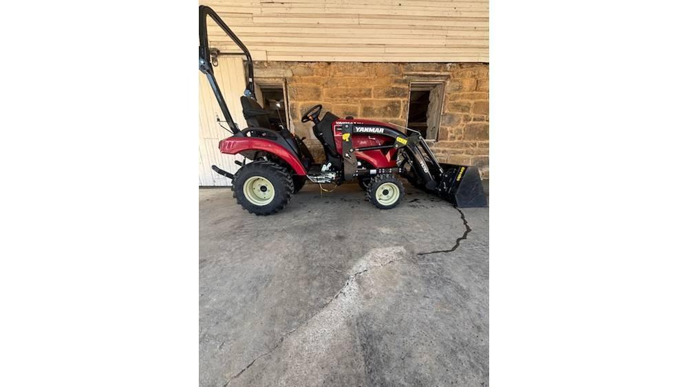 Yanmar SA223 Tractores