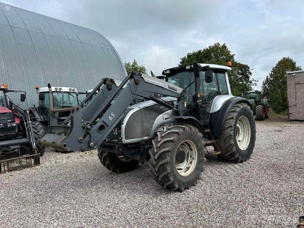 Valtra T 170 Tractores