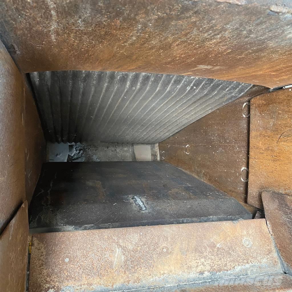 OM CONTAINER 15 Trituradoras móviles