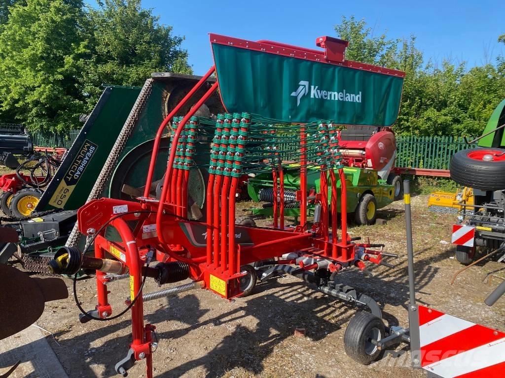 Kverneland 9546 Rastrilladoras y rastrilladoras giratorias