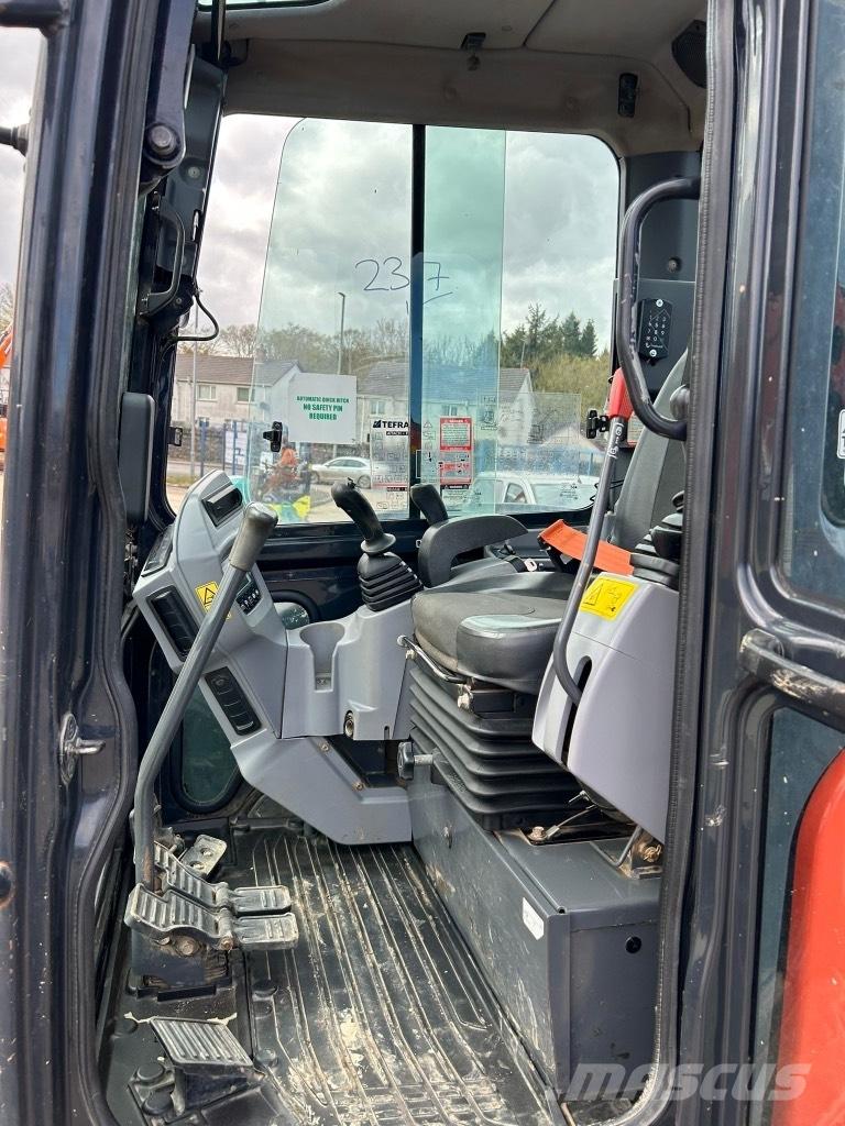 Kubota U48-4 Miniexcavadoras