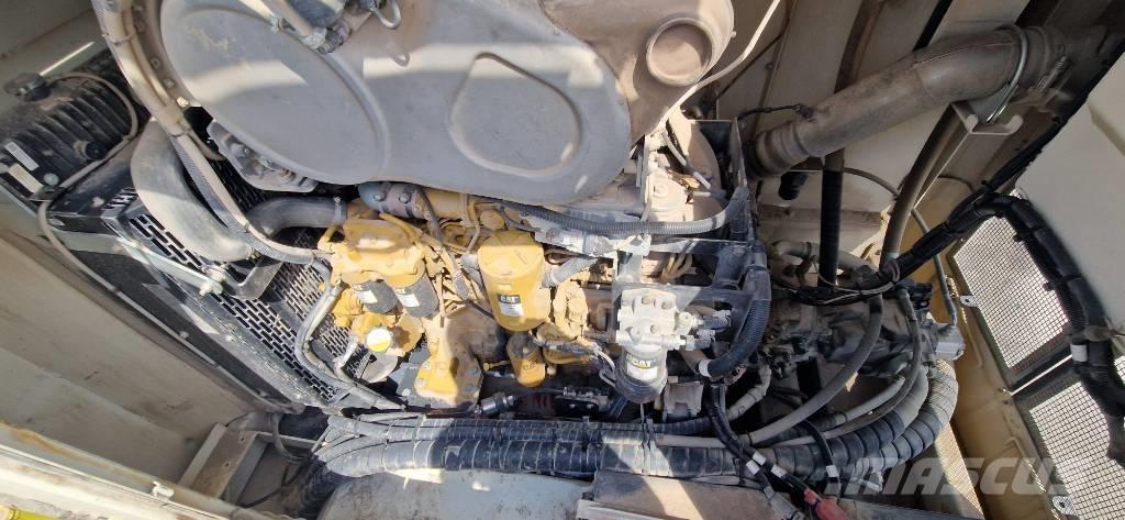 Sandvik QJ 241 Trituradoras móviles