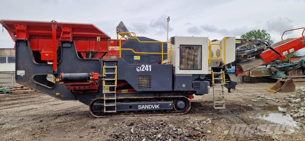 Sandvik QJ 241 Trituradoras móviles