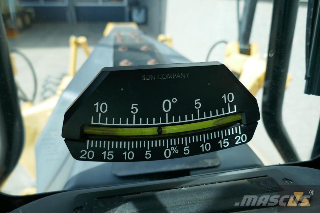 CAT 12M3 Niveladoras