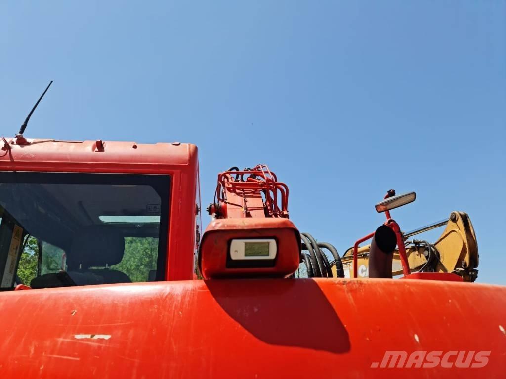 Komatsu PC 138-8 Excavadoras sobre orugas