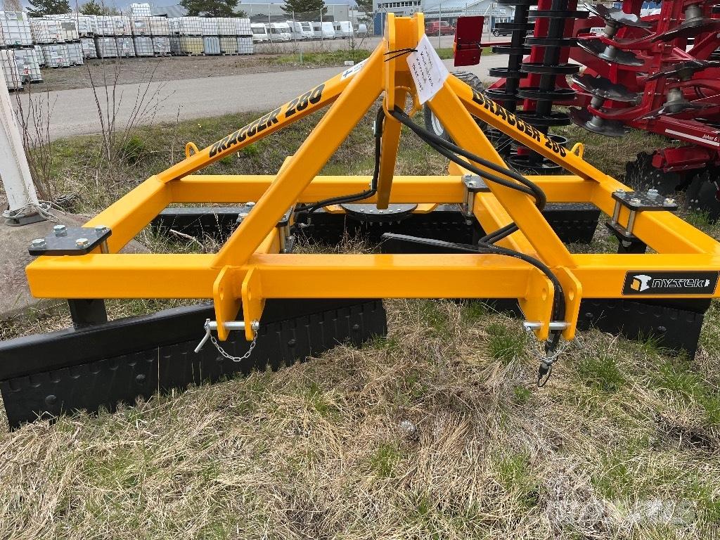 Parko Dragger 280 Rastras para caminos