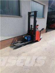 Linde L16i-AP-372 Montacargas con plataformas de baja elevación