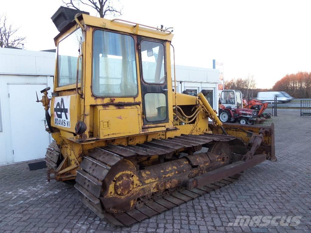 CAT D 4 E Buldozer sobre oruga