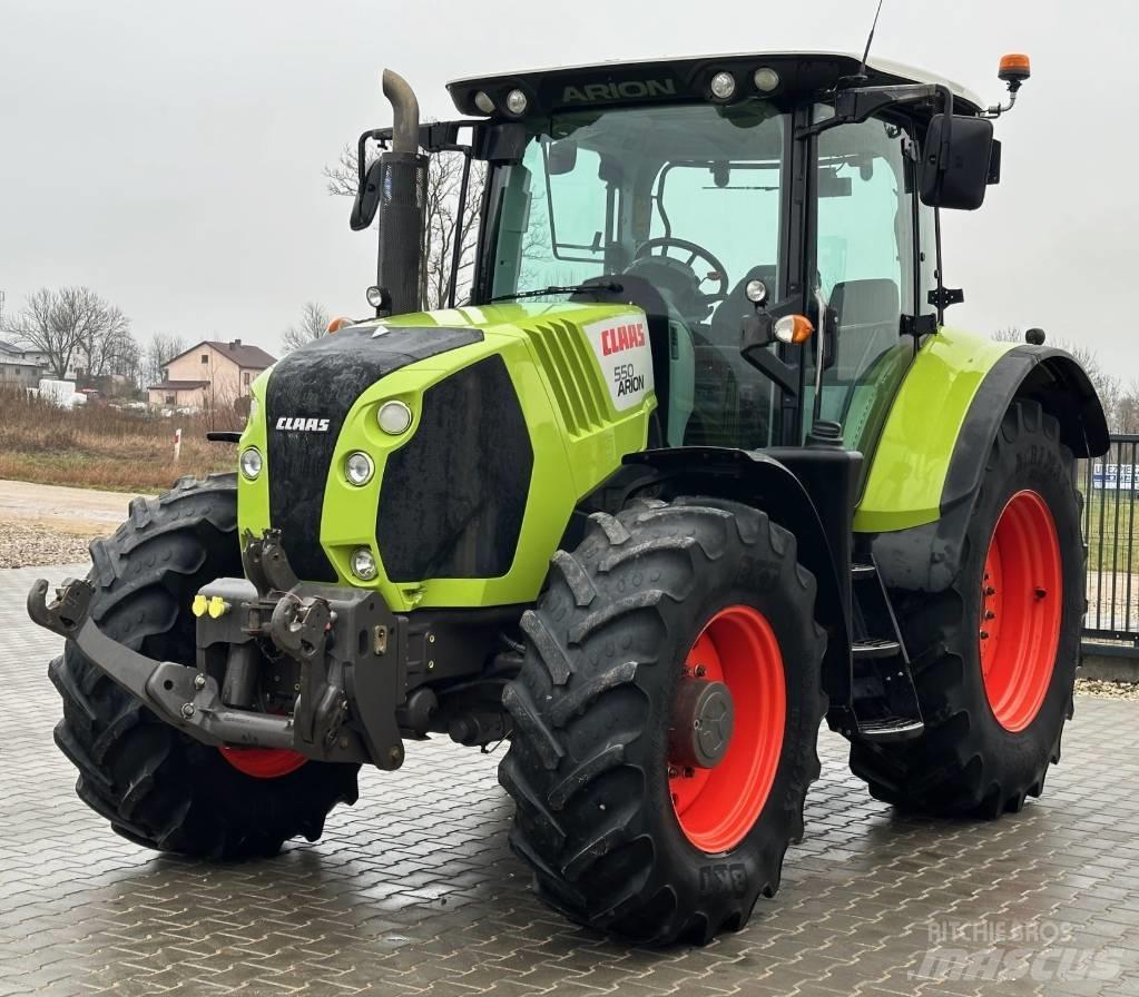 CLAAS Arion 550 Tractores