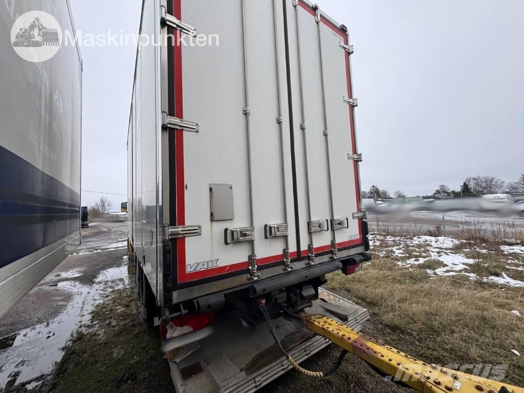 Scania R 124 Camiones con caja de remolque