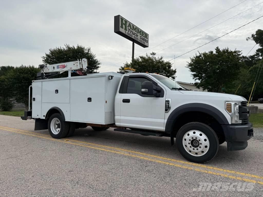 Ford F 550 Caja abierta/laterales abatibles