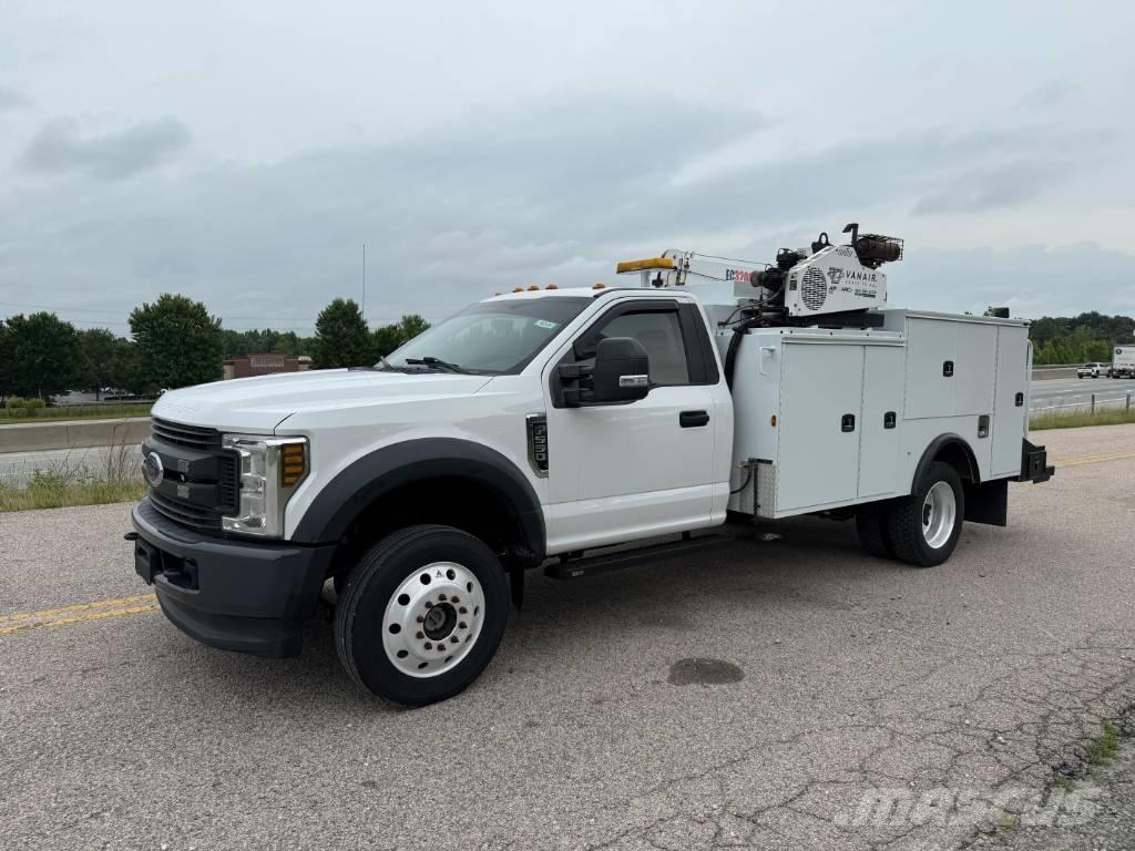 Ford F 550 Caja abierta/laterales abatibles