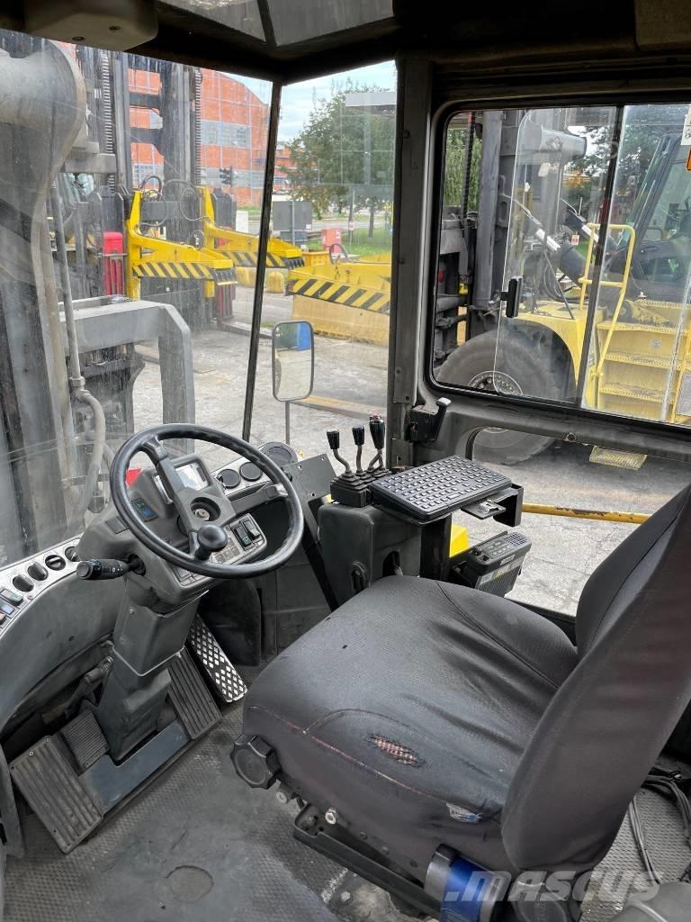 Kalmar DCD370-12 Camiones diesel