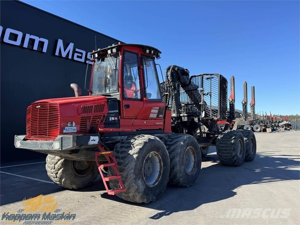 Komatsu 895 Transportadoras