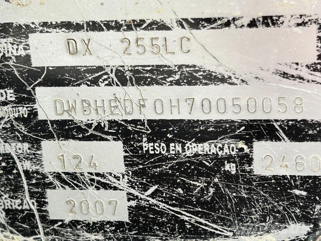 Doosan DX 255 LC Excavadoras sobre orugas