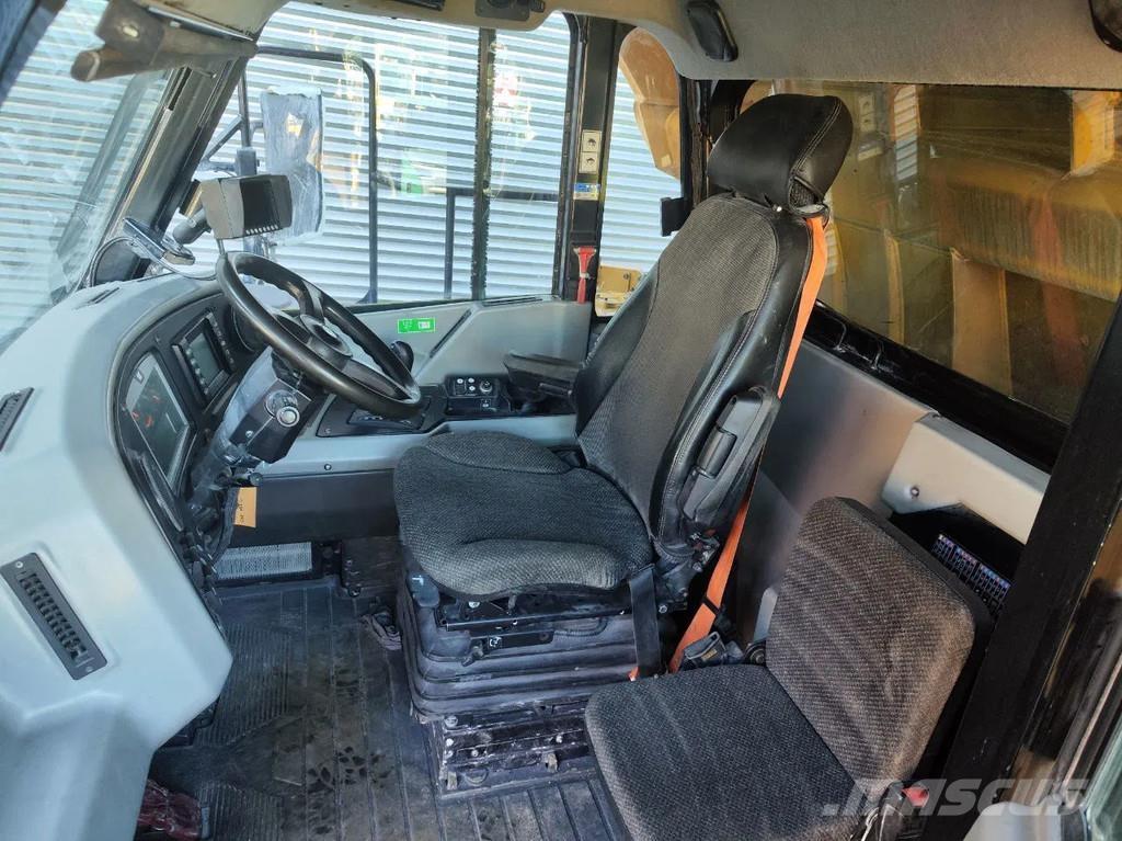 CAT 772G Camiones de volteo rigidos