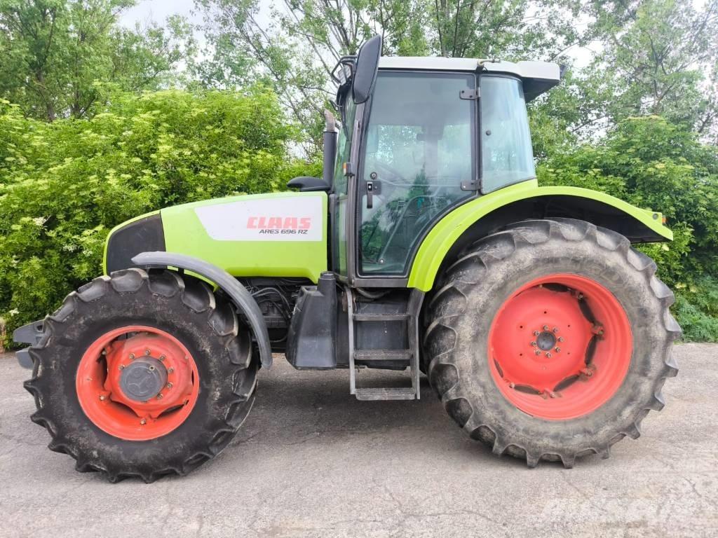 CLAAS Ares 696 RZ Tractores