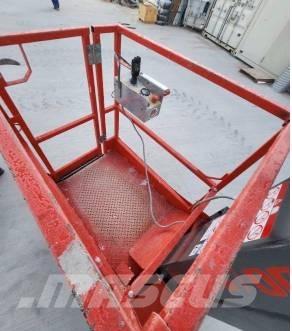 SkyJack SJ 12 Plataforma elevadora autopropulsada