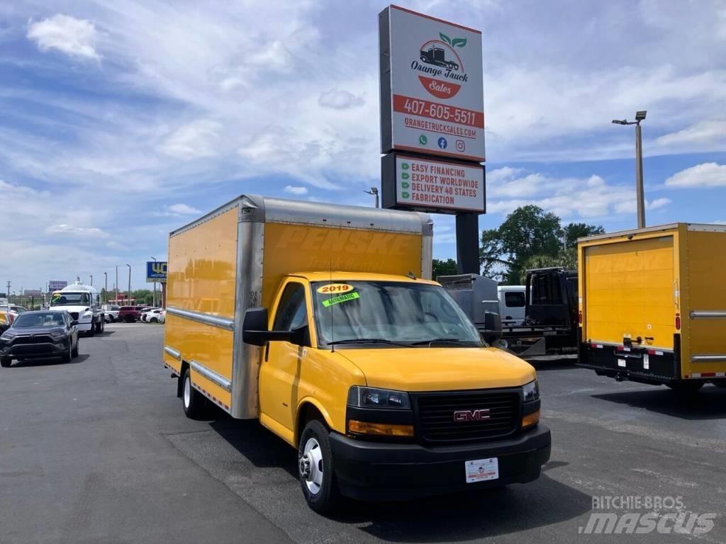 GMC Savana G3500 Camiones con caja de remolque