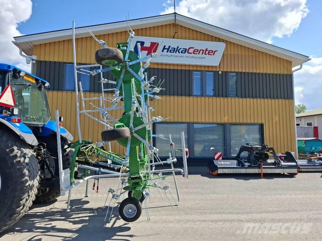 Pronar PWP 900 Rastrilladoras y rastrilladoras giratorias