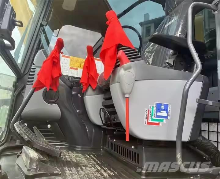 Komatsu PC220-8 Excavadoras sobre orugas