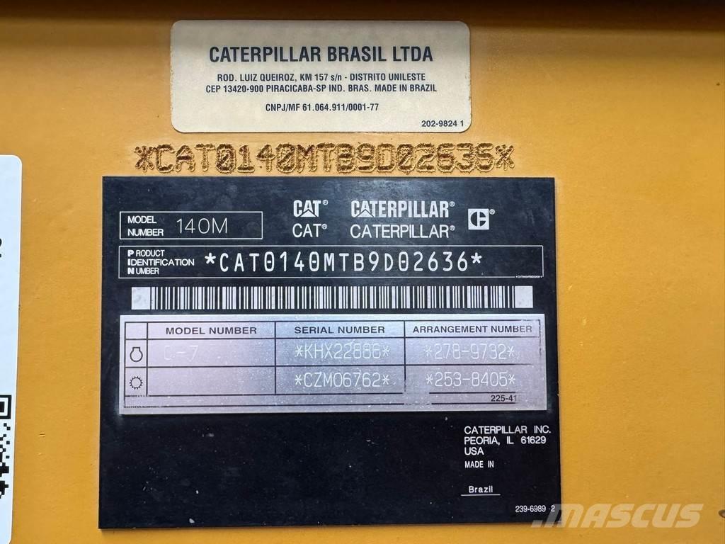 CAT 140M Niveladoras