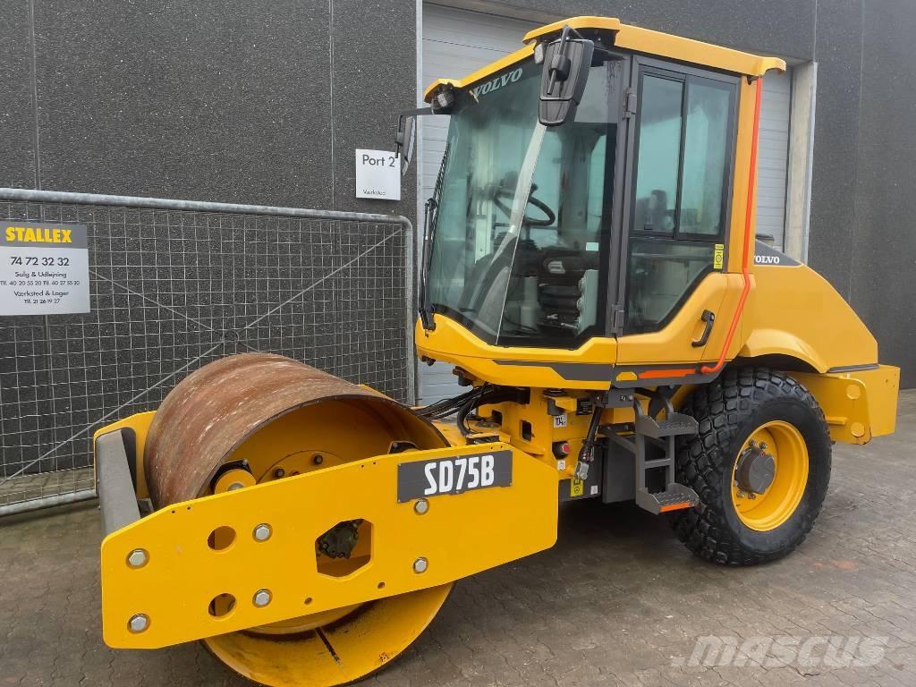 Volvo SD75B Rodillos de un solo tambor