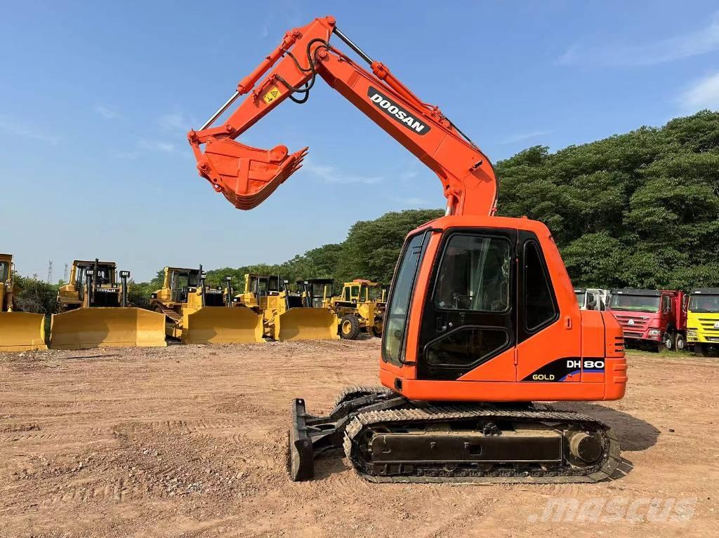 Doosan DH 80 Excavadoras sobre orugas