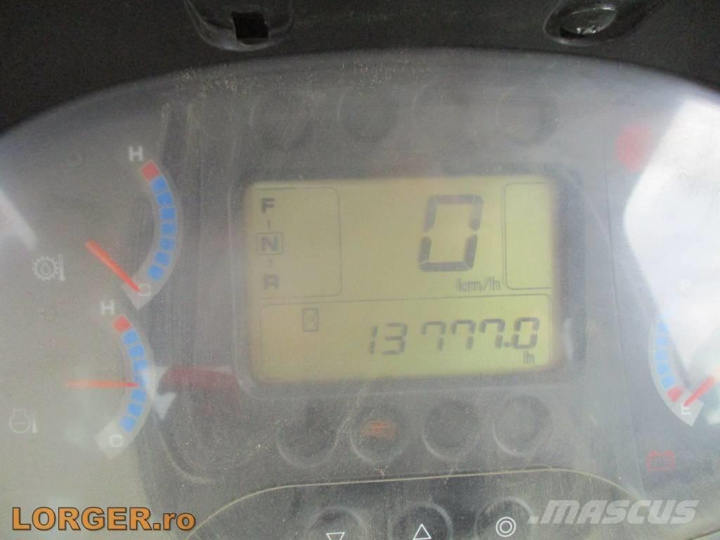 Hitachi ZW 250 Cargadoras sobre ruedas