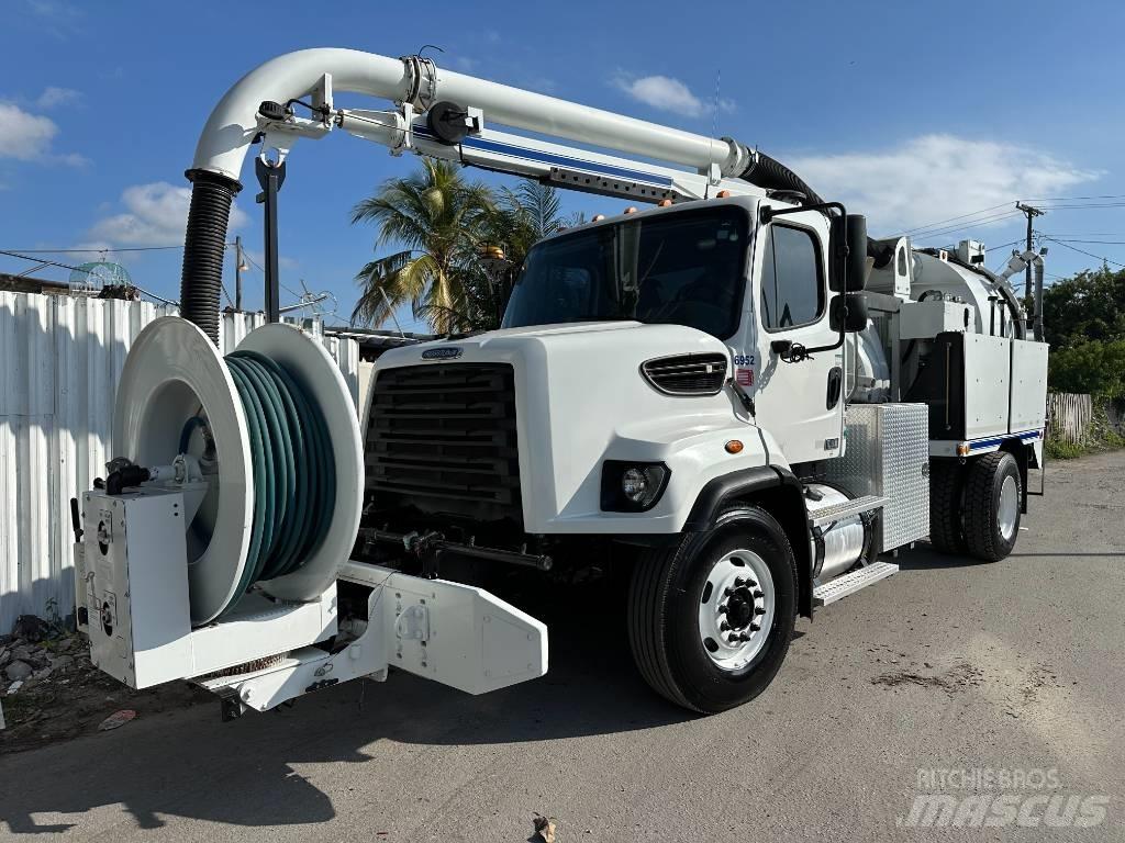 Freightliner 108 SD Camiones aspiradores/combi