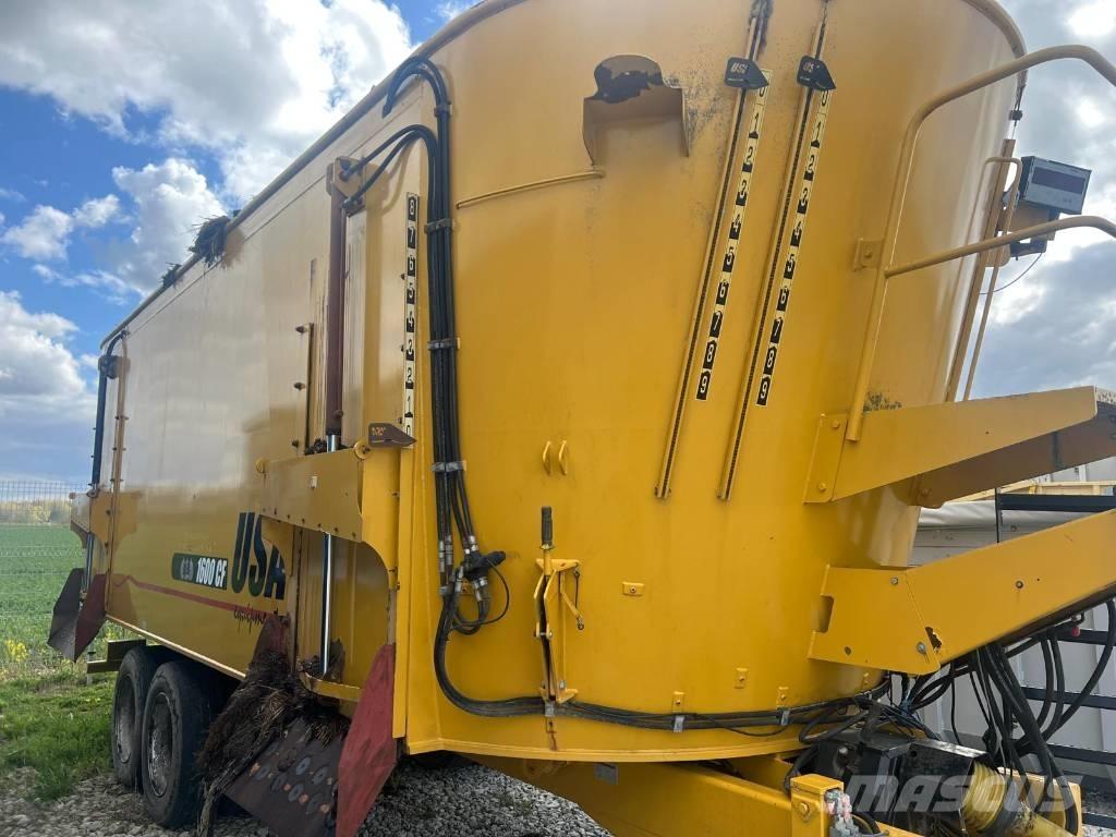 Peecon 1600 CF Remolques de forraje