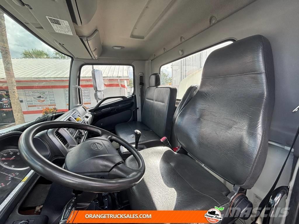 Hino 338 Camiones cisterna