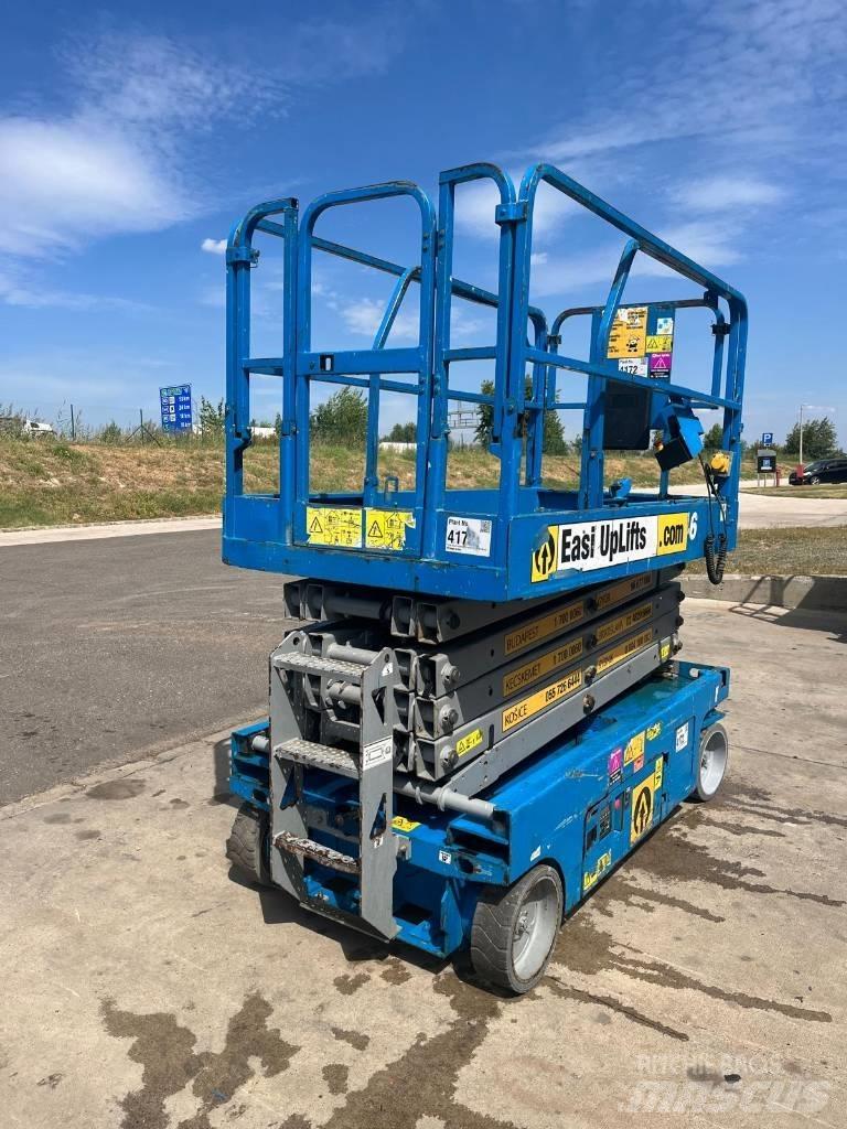 Genie GS3246 Plataformas con brazo de elevación manual