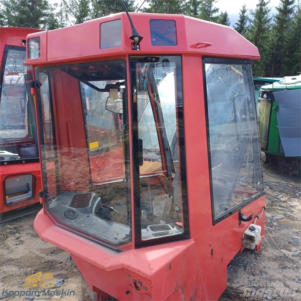 Valmet 941 Cabina