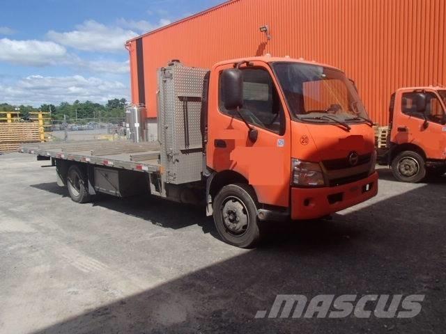 Hino 195 Camiones de cama baja