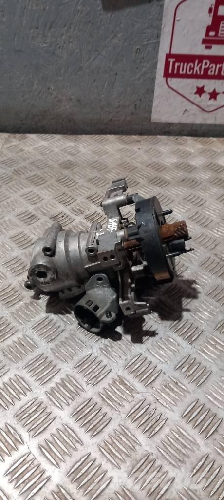 Scania R 420   1421785 Cabinas