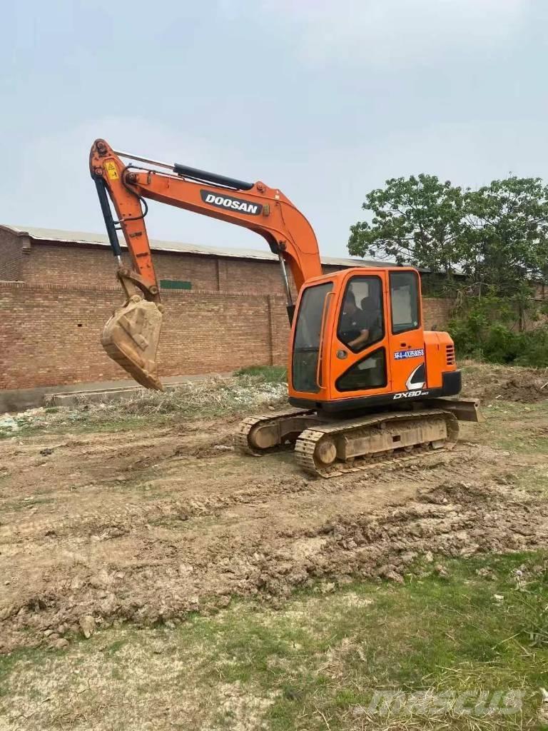Doosan DX 80 Excavadoras 7t - 12t