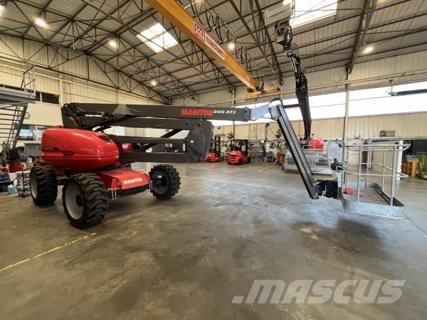 Manitou 200ATJ Plataformas con brazo de elevación manual