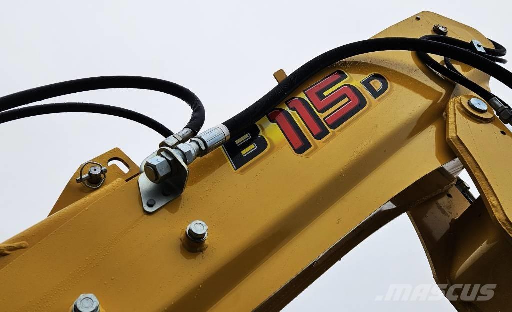 New Holland B 115 D Retrocargadoras