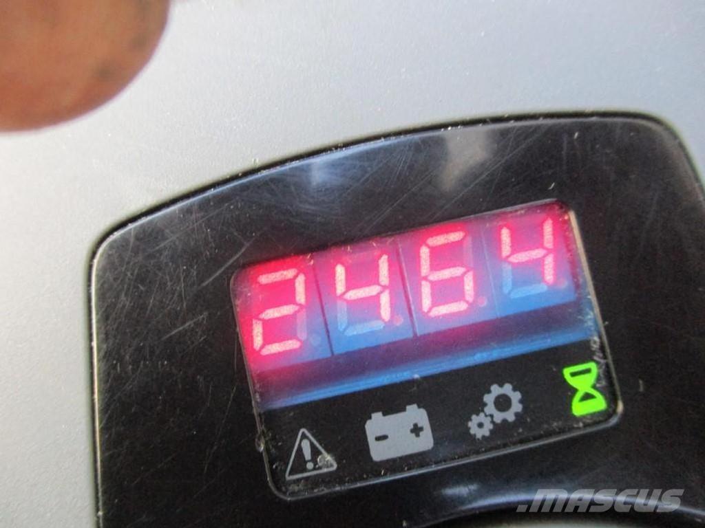 Toyota LPE250 Montacargas con plataformas de baja elevación